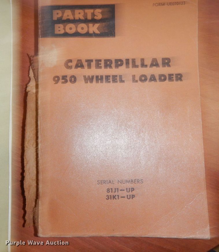 image for item KU9852 1969 Caterpillar 950  wheel loader
