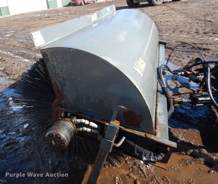 image for item KU9854 CID  89" W skid steer broom