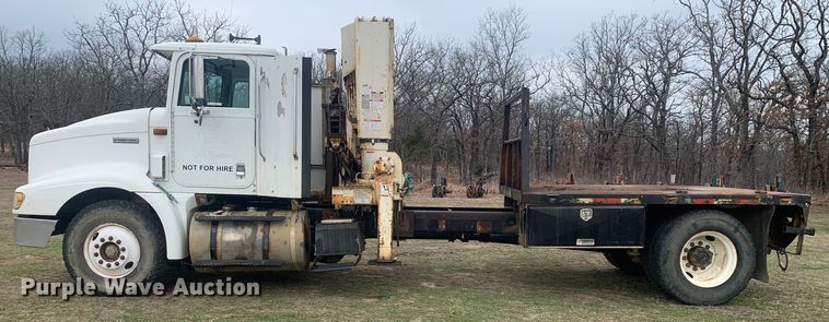 image for item KV9650 1998 International 9100  crane truck