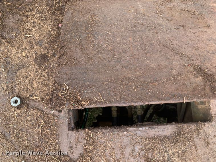 image for item KV9650 1998 International 9100  crane truck