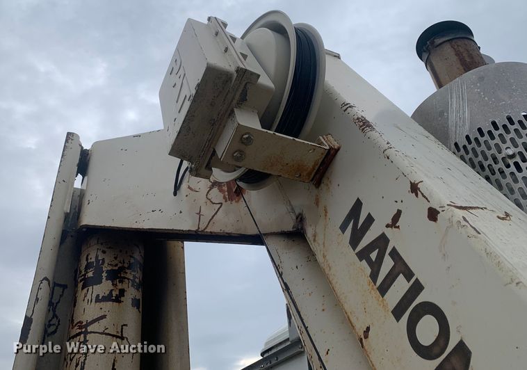 image for item KV9650 1998 International 9100  crane truck