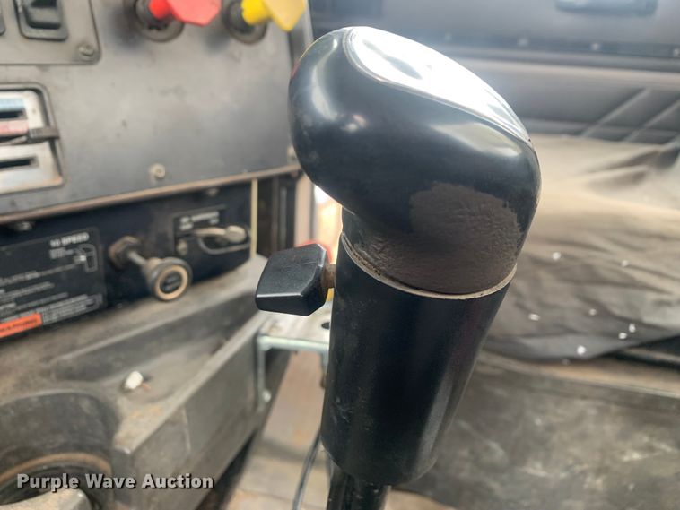 image for item KV9650 1998 International 9100  crane truck