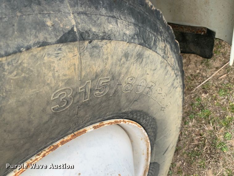 image for item KV9650 1998 International 9100  crane truck