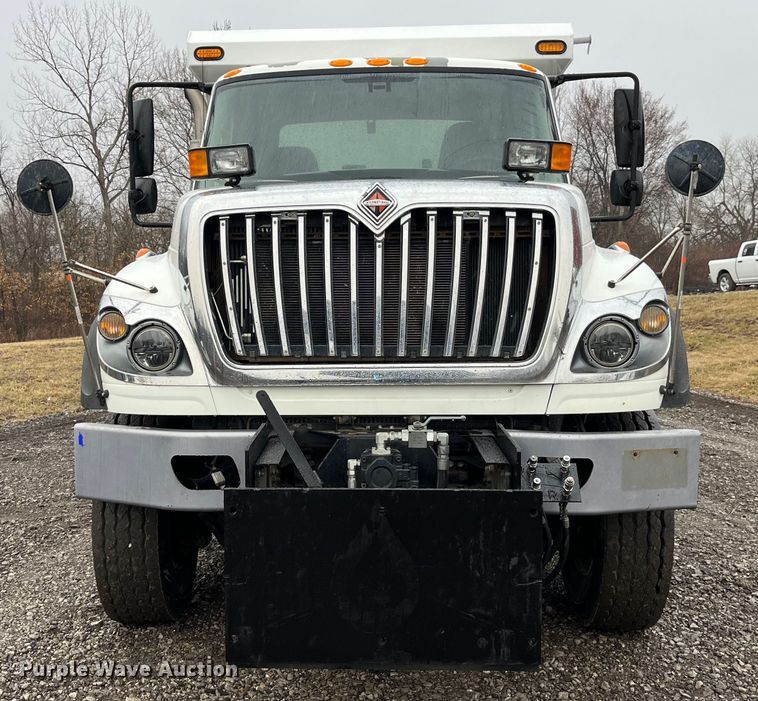 image for item LA9826 2013 International WorkStar 7500  dump truck