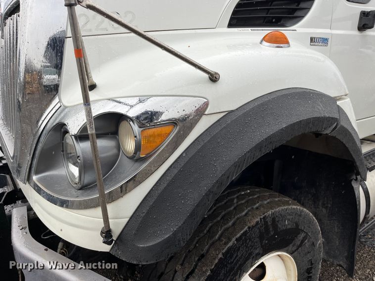 image for item LA9826 2013 International WorkStar 7500  dump truck