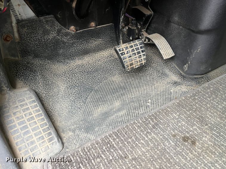 image for item LA9826 2013 International WorkStar 7500  dump truck