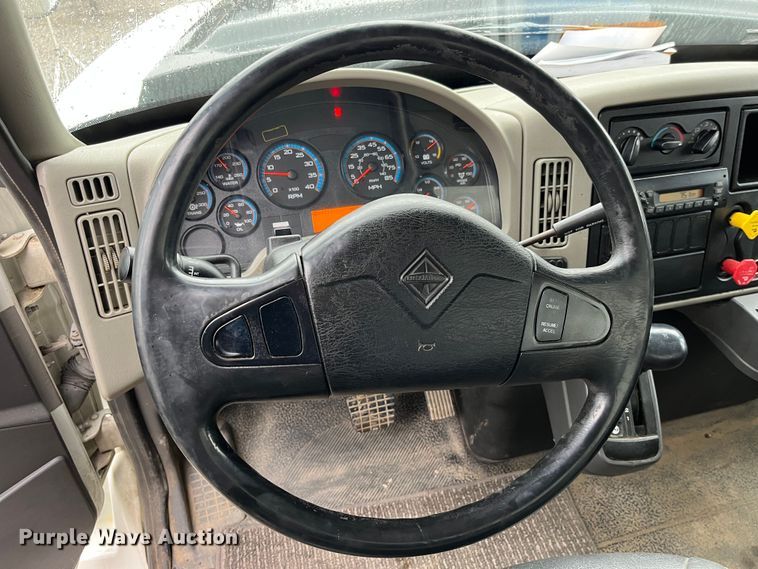 image for item LA9826 2013 International WorkStar 7500  dump truck