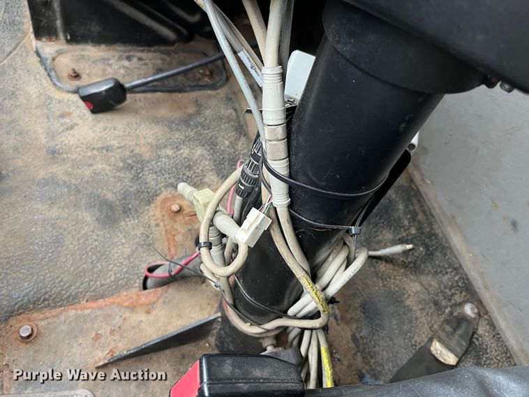 image for item LA9826 2013 International WorkStar 7500  dump truck