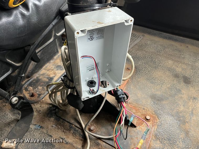 image for item LA9826 2013 International WorkStar 7500  dump truck