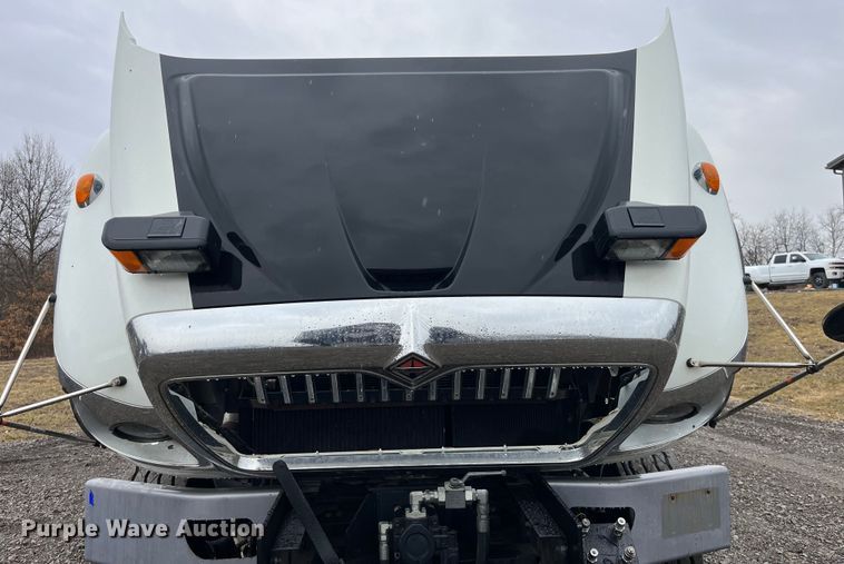 image for item LA9826 2013 International WorkStar 7500  dump truck