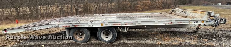 image for item LA9827 1994 Butler BT-2425-AUE  tilt deck equipment trailer