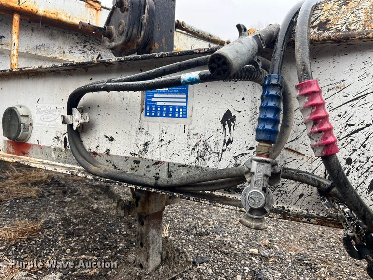 image for item LA9827 1994 Butler BT-2425-AUE  tilt deck equipment trailer