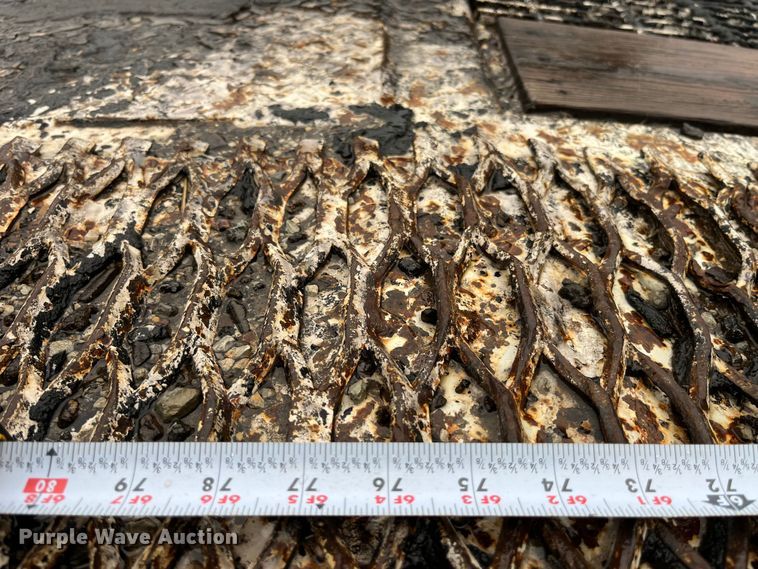 image for item LA9827 1994 Butler BT-2425-AUE  tilt deck equipment trailer