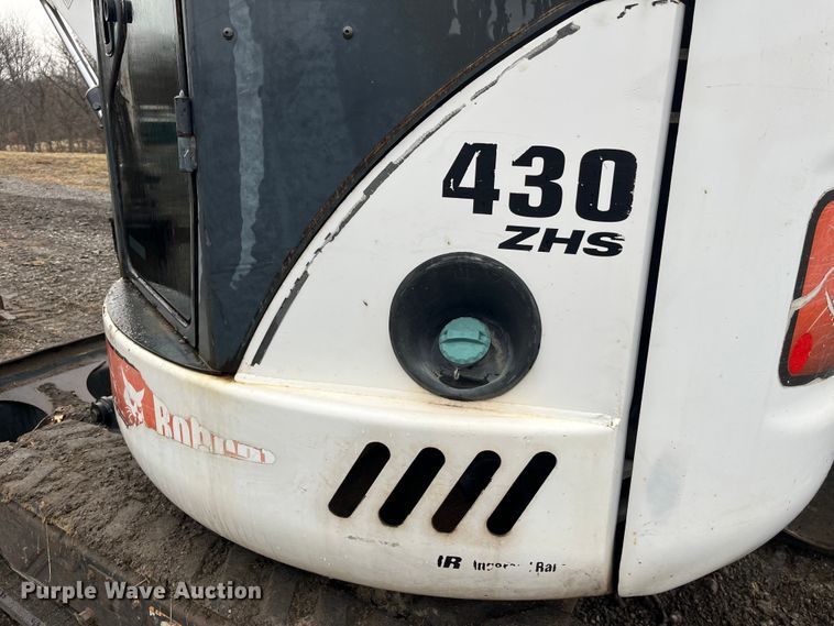 image for item LA9828 2004 Bobcat 430G ZHS  mini excavator