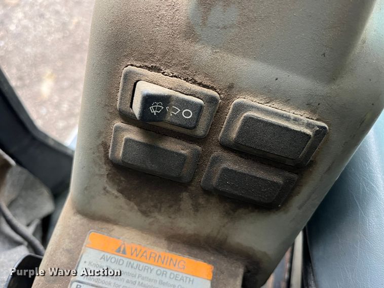 image for item LA9828 2004 Bobcat 430G ZHS  mini excavator