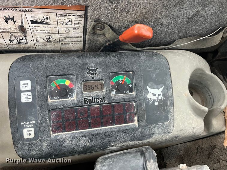 image for item LA9828 2004 Bobcat 430G ZHS  mini excavator