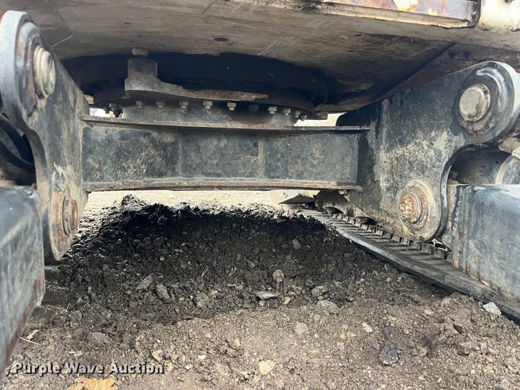 image for item LA9828 2004 Bobcat 430G ZHS  mini excavator