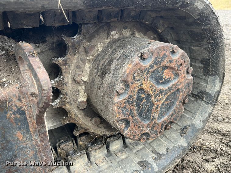 image for item LA9828 2004 Bobcat 430G ZHS  mini excavator