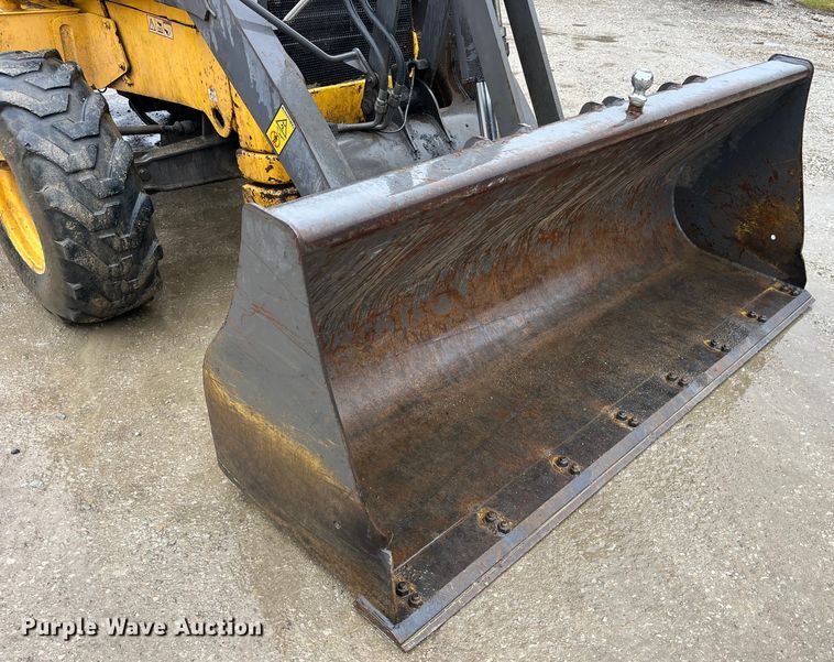 image for item LA9829 2006 Volvo BL70  backhoe