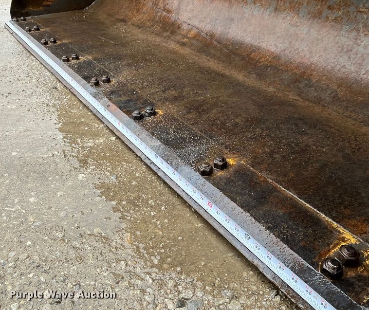 image for item LA9829 2006 Volvo BL70  backhoe