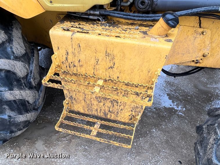 image for item LA9829 2006 Volvo BL70  backhoe