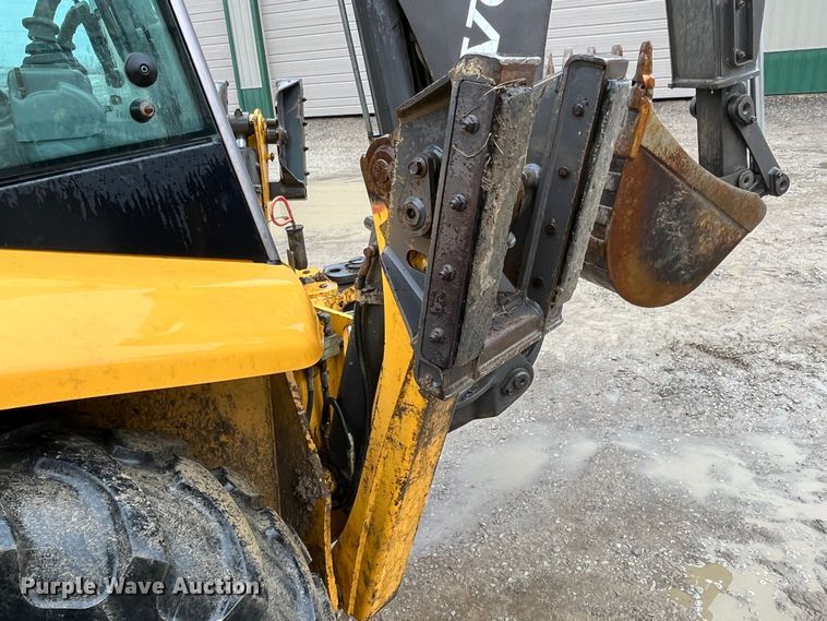 image for item LA9829 2006 Volvo BL70  backhoe