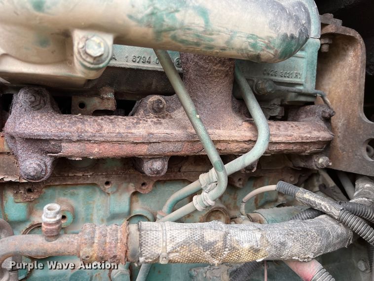 image for item LA9829 2006 Volvo BL70  backhoe