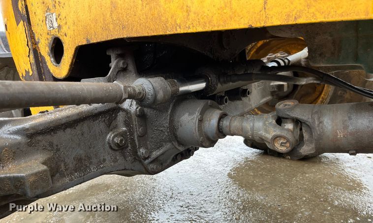 image for item LA9829 2006 Volvo BL70  backhoe