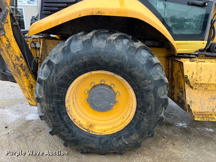 image for item LA9829 2006 Volvo BL70  backhoe