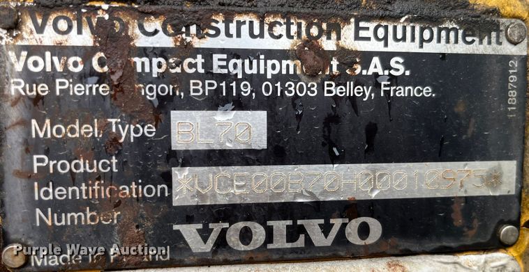 image for item LA9829 2006 Volvo BL70  backhoe