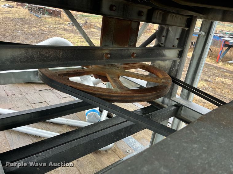 image for item LA9837 Waukesha-Pearce Industries  generator