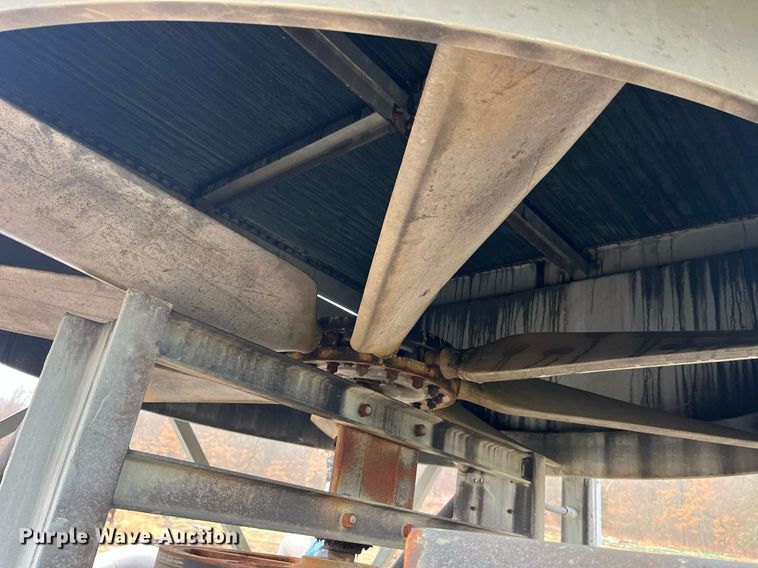 image for item LA9837 Waukesha-Pearce Industries  generator