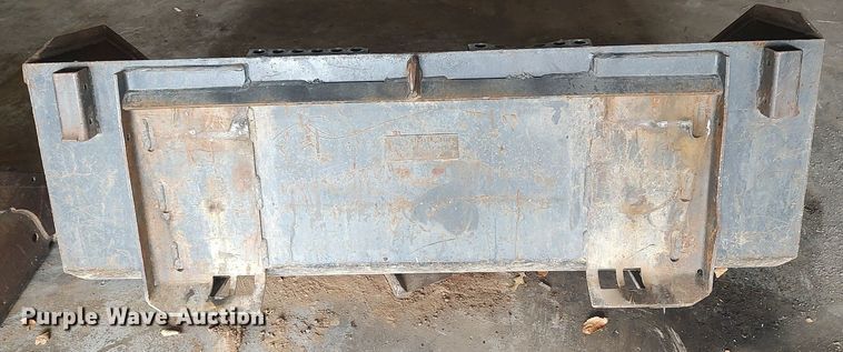 image for item LG9652 Melroe  skid steer bucket