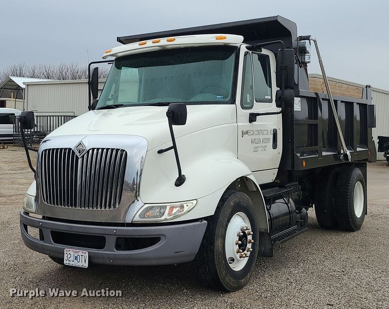 image for item LH9925 2007 International 8600  dump truck