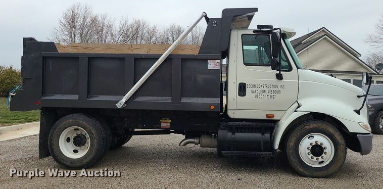 image for item LH9925 2007 International 8600  dump truck