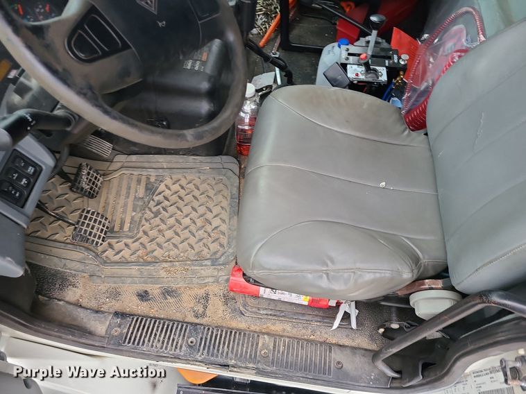 image for item LH9925 2007 International 8600  dump truck