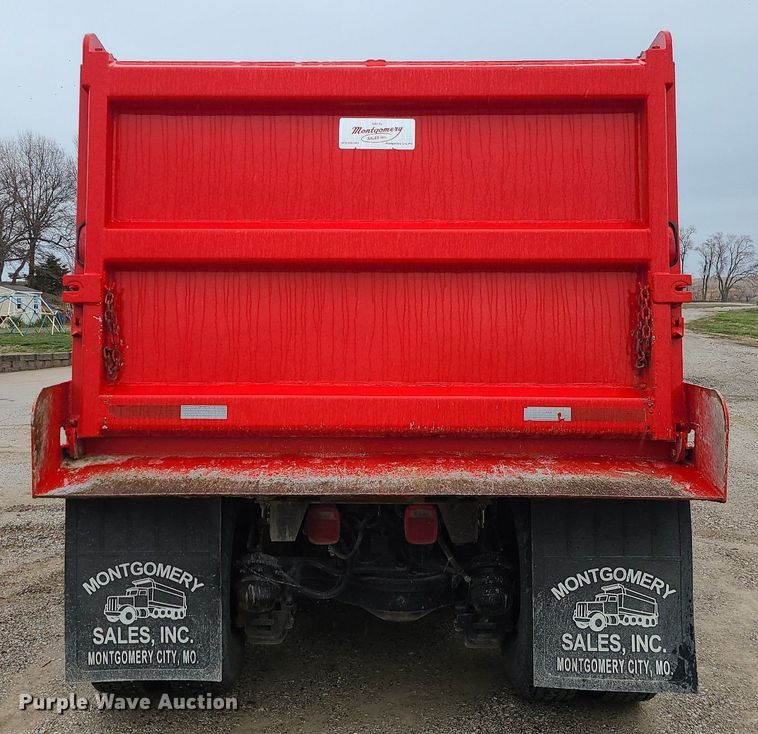 image for item LH9926 2006 Mack CT713  dump truck