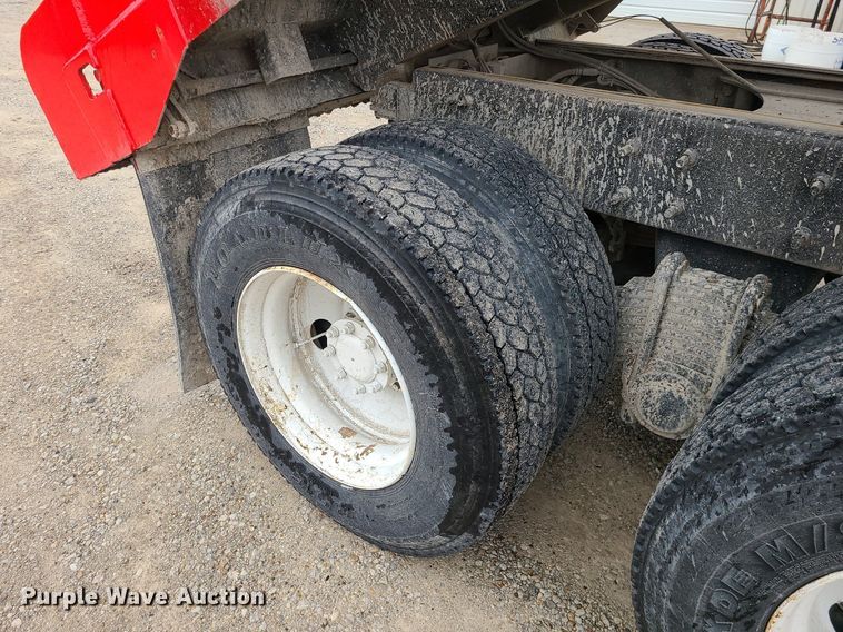 image for item LH9926 2006 Mack CT713  dump truck