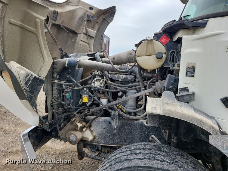 image for item LH9926 2006 Mack CT713  dump truck