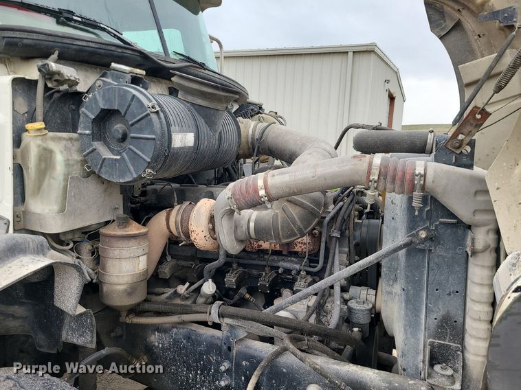 image for item LH9926 2006 Mack CT713  dump truck