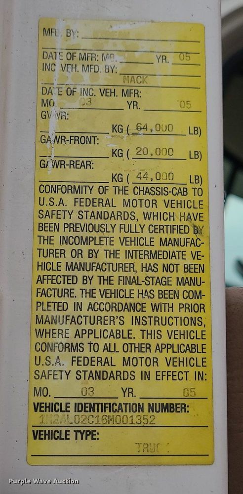 image for item LH9926 2006 Mack CT713  dump truck