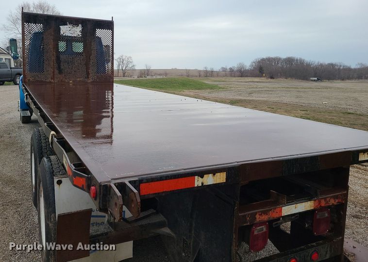 image for item LH9927 2007 Sterling Acterra  flatbed truck