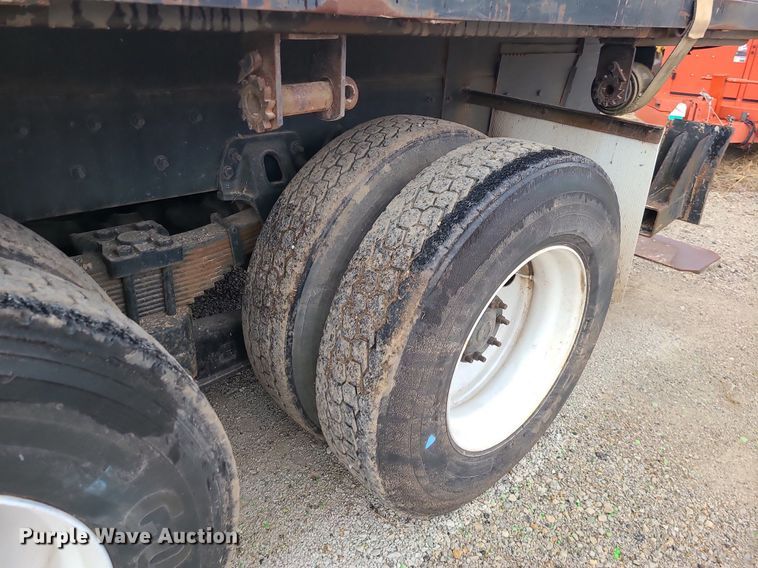 image for item LH9927 2007 Sterling Acterra  flatbed truck