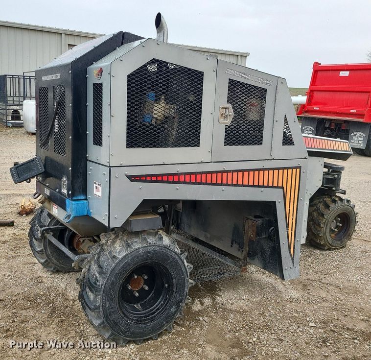 image for item LH9928 Phoenix 6500  curb machine