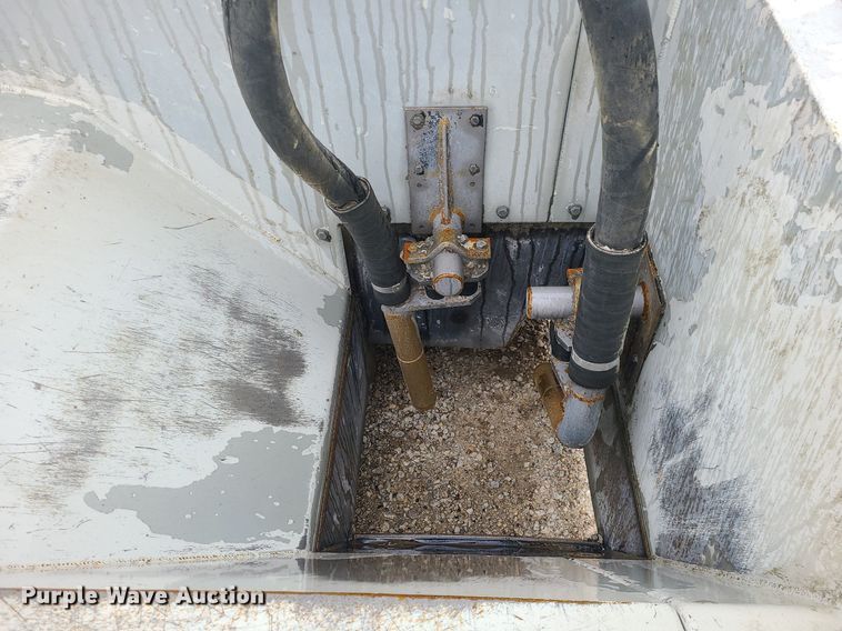 image for item LH9928 Phoenix 6500  curb machine