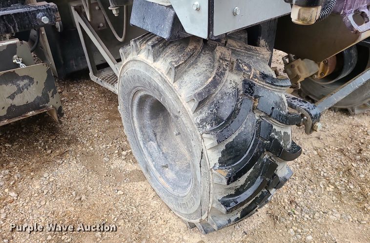 image for item LH9928 Phoenix 6500  curb machine