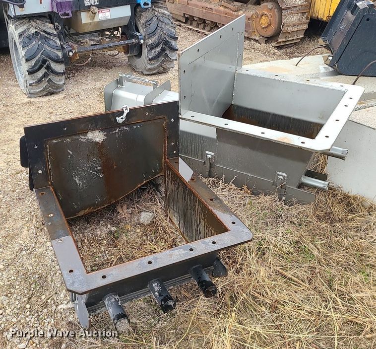 image for item LH9928 Phoenix 6500  curb machine