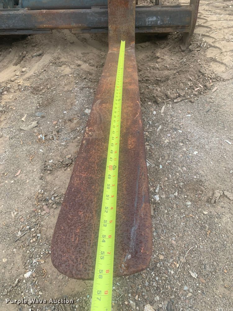 image for item LI9119 JRB  56" L forks