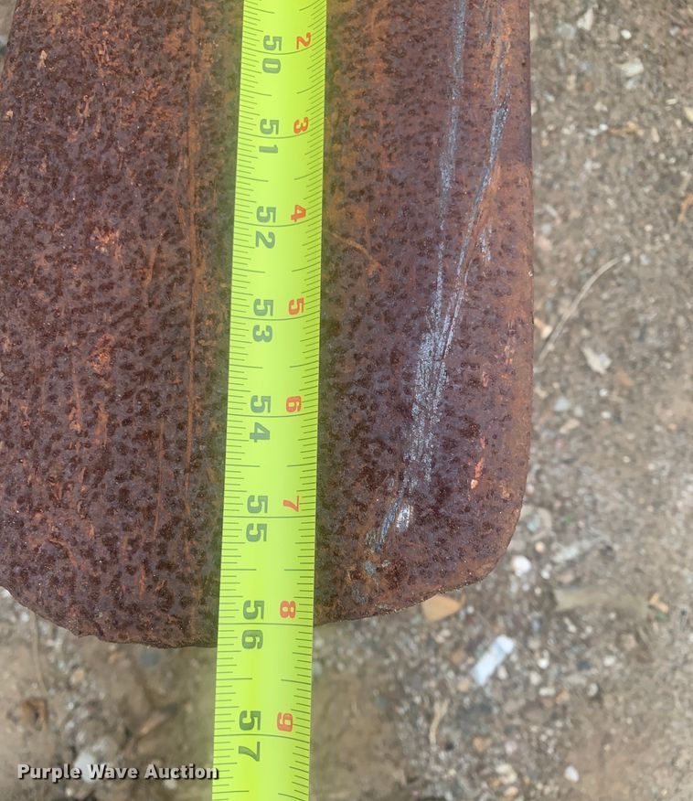 image for item LI9119 JRB  56" L forks