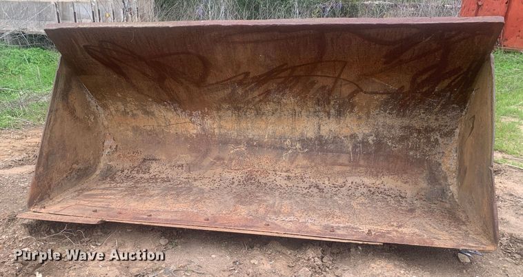 image for item LI9120 Pemberton 18584 MEGA2503-GRB  107" L bucket